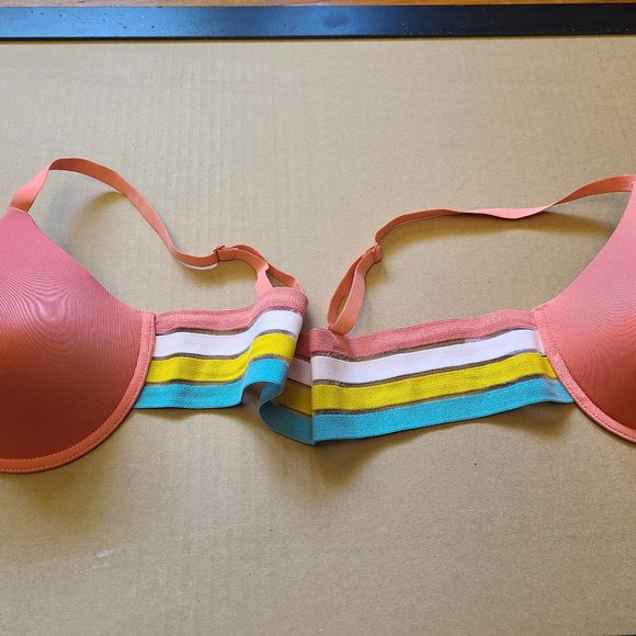 38C Bra Lot - Picture 4 of 6